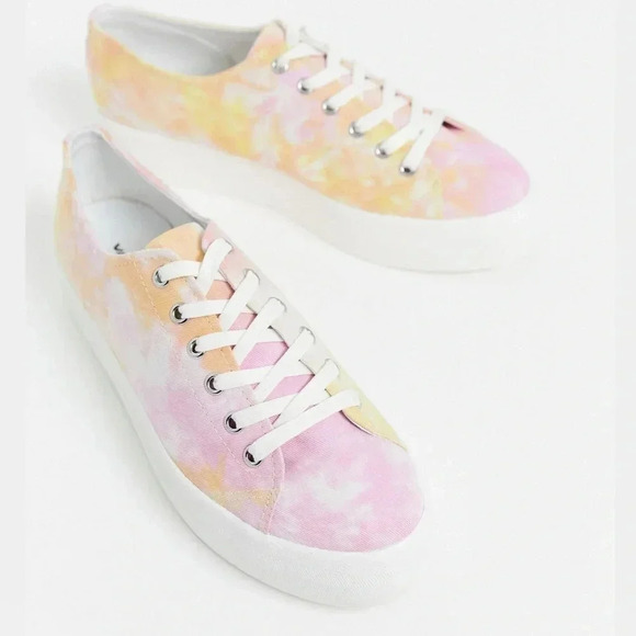 Vagabond Peggy Tie Dye Platform Sneakers - Picture 4 of 7